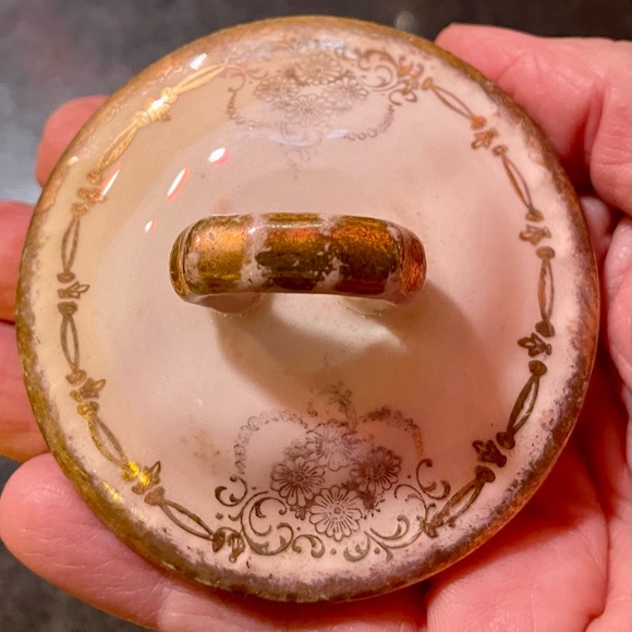 Crooksville China vintage covered sugar from the 1930’s - cream & gold with lid - Picture 5 of 10